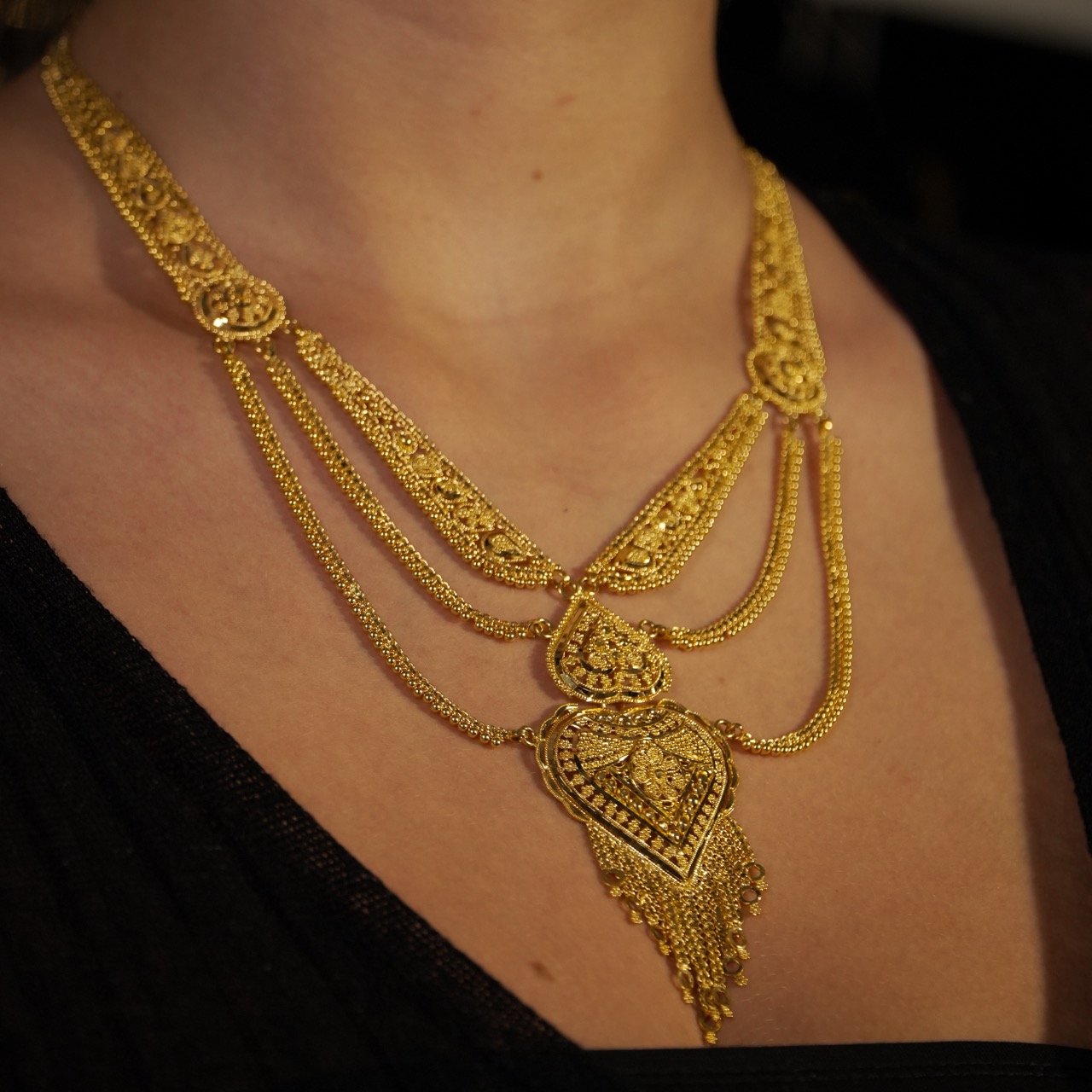 Description of Image 2